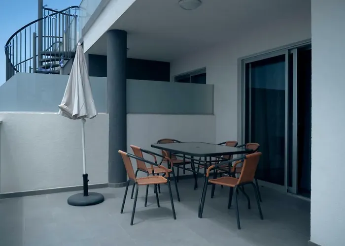 شقة Okeanos Super 2 Bedrooms Lt-p