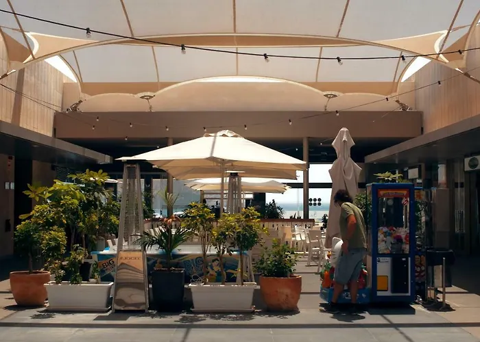 شقة Okeanos Super 2 Bedrooms Lt-p